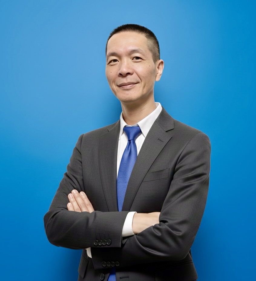 Co-founder | UV Lamp Engineer